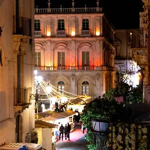 notti-dautore-suites.taorminaitalyhotels.com/